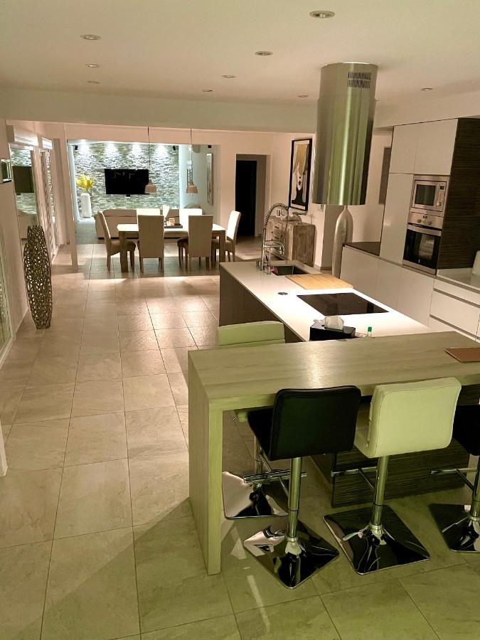 Villa Pyeranch Τορεβιέχα Εξωτερικό φωτογραφία