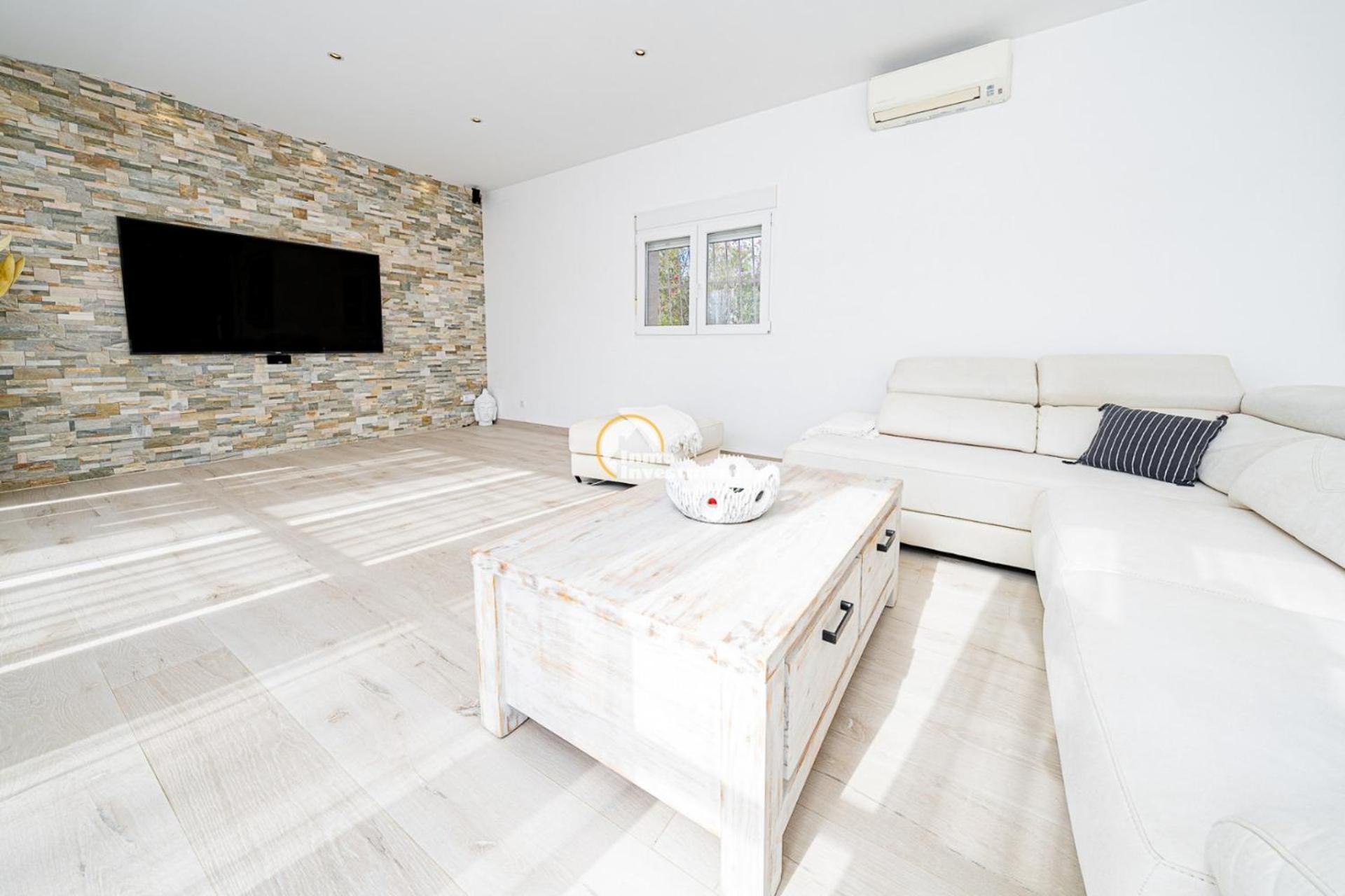 Villa Pyeranch Τορεβιέχα Εξωτερικό φωτογραφία