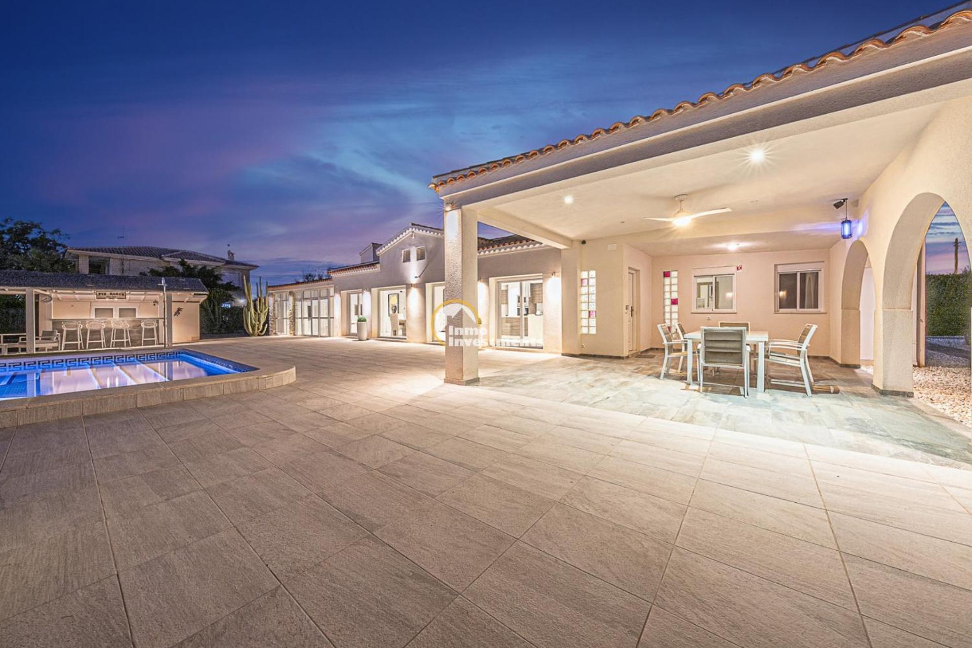 Villa Pyeranch Τορεβιέχα Εξωτερικό φωτογραφία